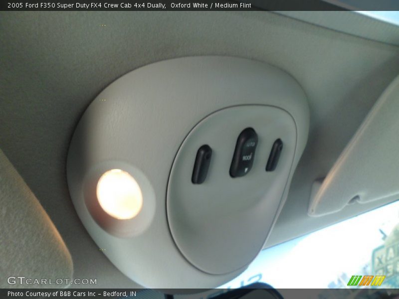 Oxford White / Medium Flint 2005 Ford F350 Super Duty FX4 Crew Cab 4x4 Dually