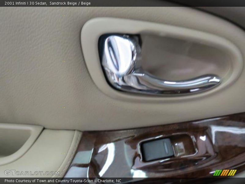 Sandrock Beige / Beige 2001 Infiniti I 30 Sedan