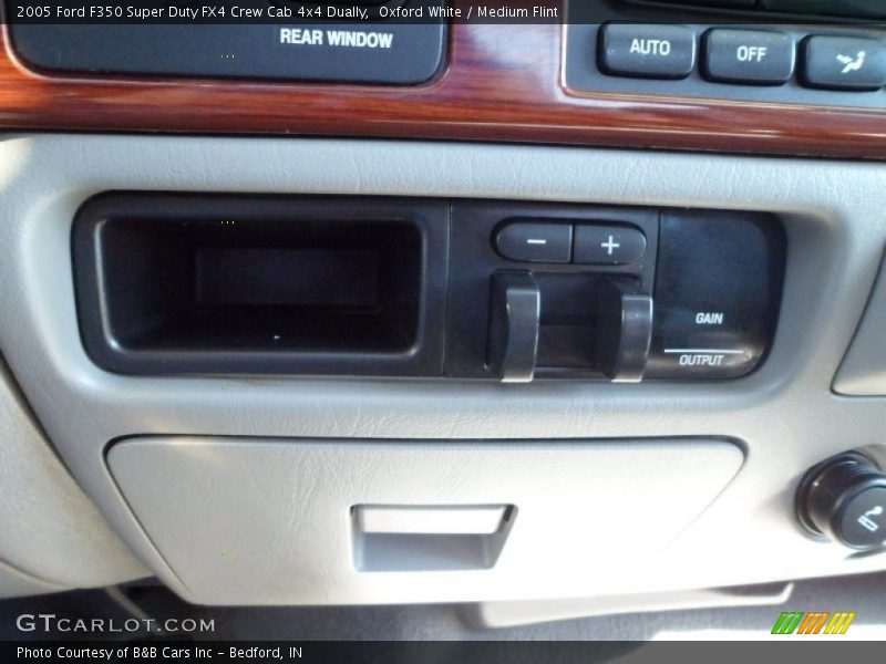 Oxford White / Medium Flint 2005 Ford F350 Super Duty FX4 Crew Cab 4x4 Dually