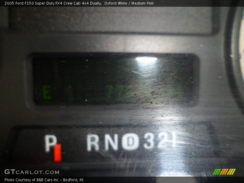 Oxford White / Medium Flint 2005 Ford F350 Super Duty FX4 Crew Cab 4x4 Dually