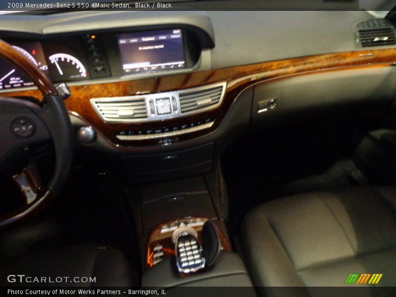 Black / Black 2009 Mercedes-Benz S 550 4Matic Sedan