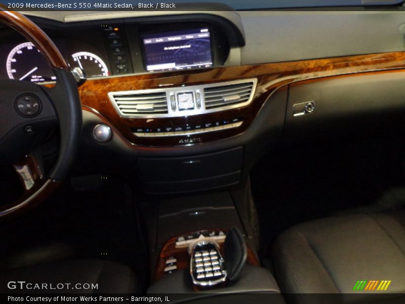 Black / Black 2009 Mercedes-Benz S 550 4Matic Sedan