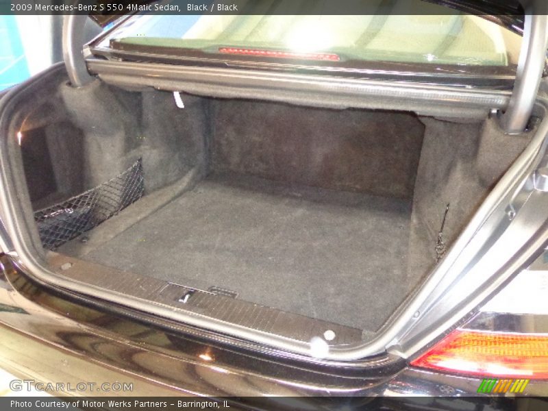 Black / Black 2009 Mercedes-Benz S 550 4Matic Sedan