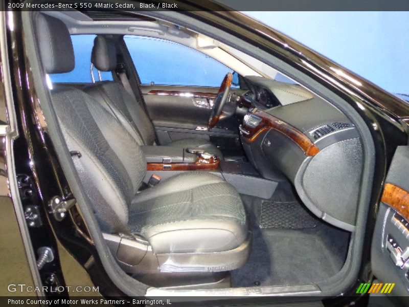 Black / Black 2009 Mercedes-Benz S 550 4Matic Sedan