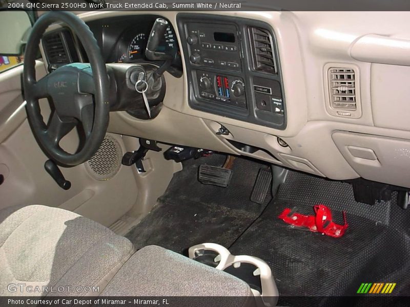 Summit White / Neutral 2004 GMC Sierra 2500HD Work Truck Extended Cab