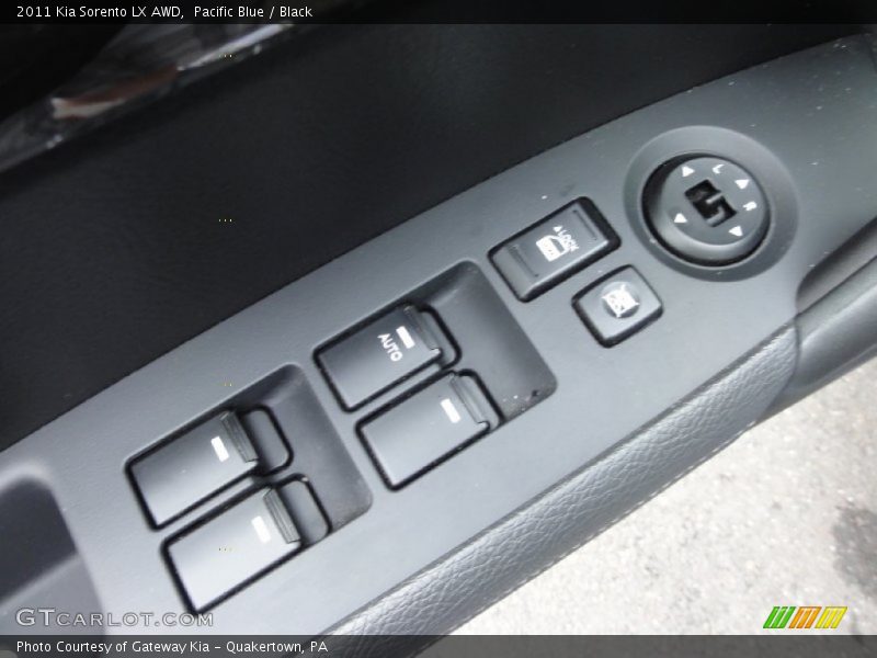Pacific Blue / Black 2011 Kia Sorento LX AWD
