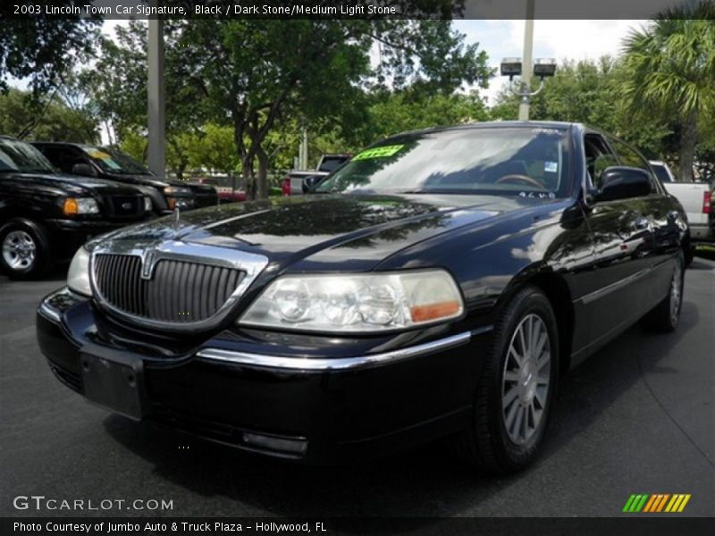 Black / Dark Stone/Medium Light Stone 2003 Lincoln Town Car Signature