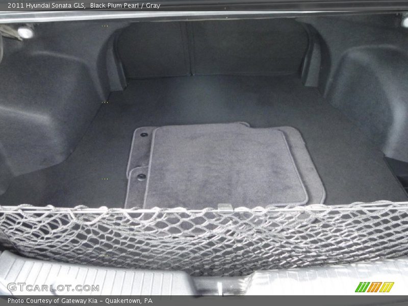 Black Plum Pearl / Gray 2011 Hyundai Sonata GLS