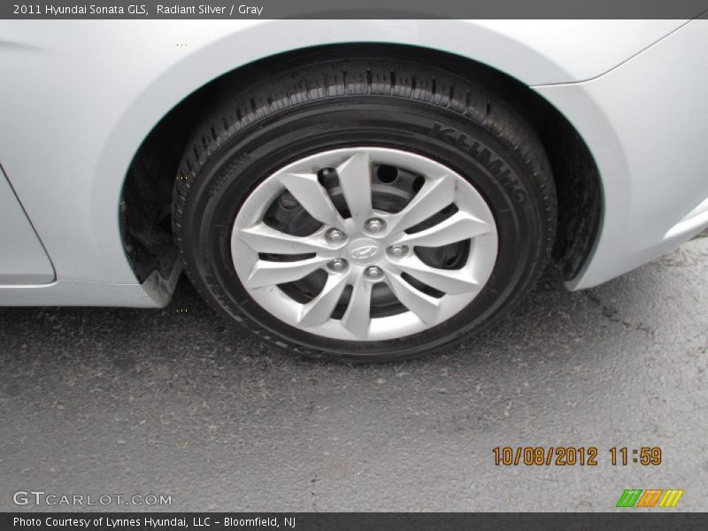 Radiant Silver / Gray 2011 Hyundai Sonata GLS