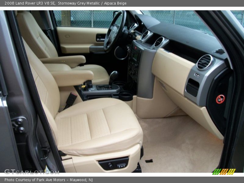 Stornoway Grey Metallic / Alpaca Beige 2008 Land Rover LR3 V8 SE