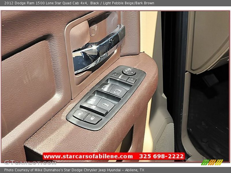 Black / Light Pebble Beige/Bark Brown 2012 Dodge Ram 1500 Lone Star Quad Cab 4x4
