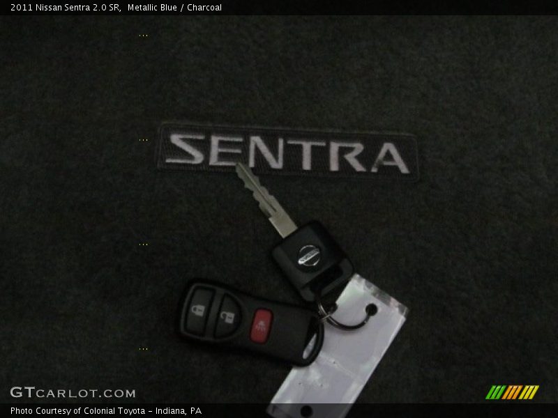 Metallic Blue / Charcoal 2011 Nissan Sentra 2.0 SR