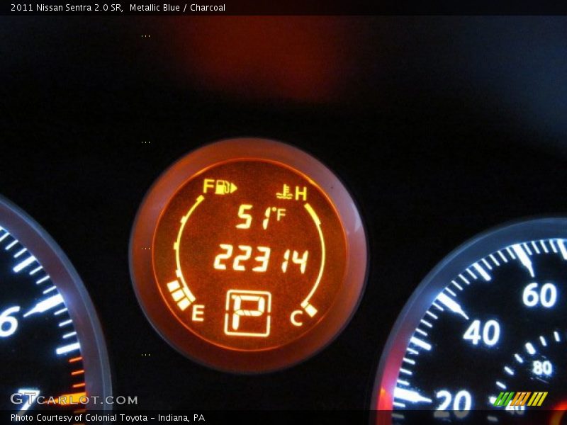 Metallic Blue / Charcoal 2011 Nissan Sentra 2.0 SR