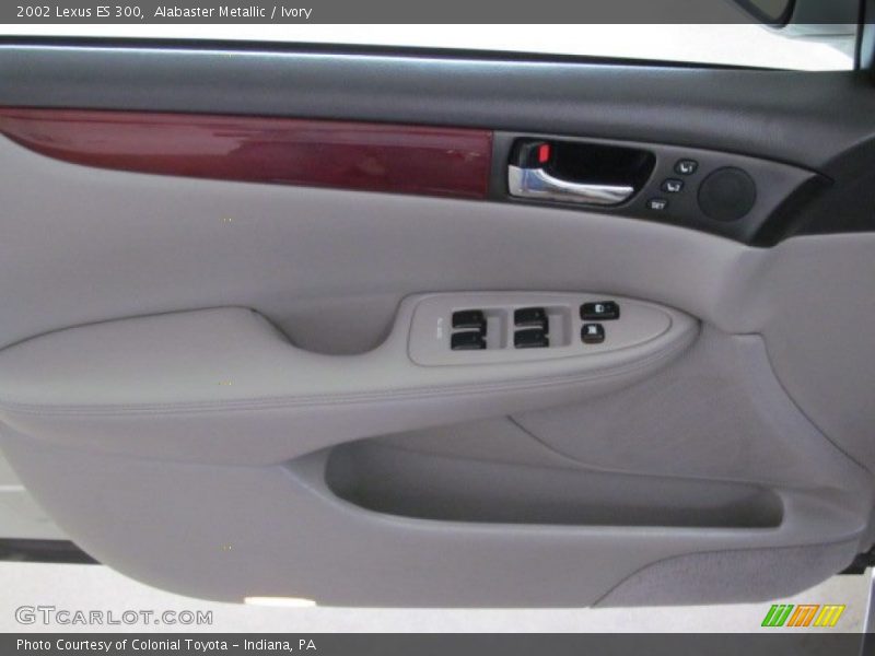 Alabaster Metallic / Ivory 2002 Lexus ES 300