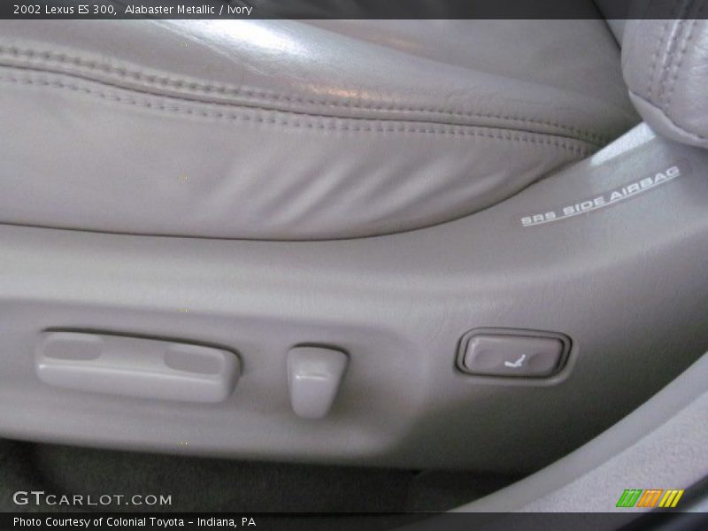 Alabaster Metallic / Ivory 2002 Lexus ES 300