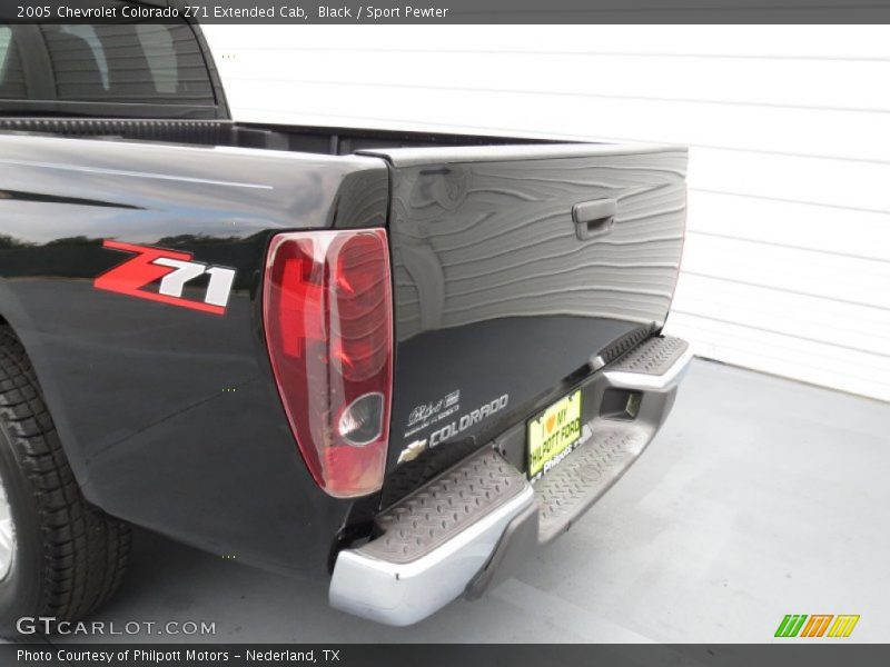Black / Sport Pewter 2005 Chevrolet Colorado Z71 Extended Cab