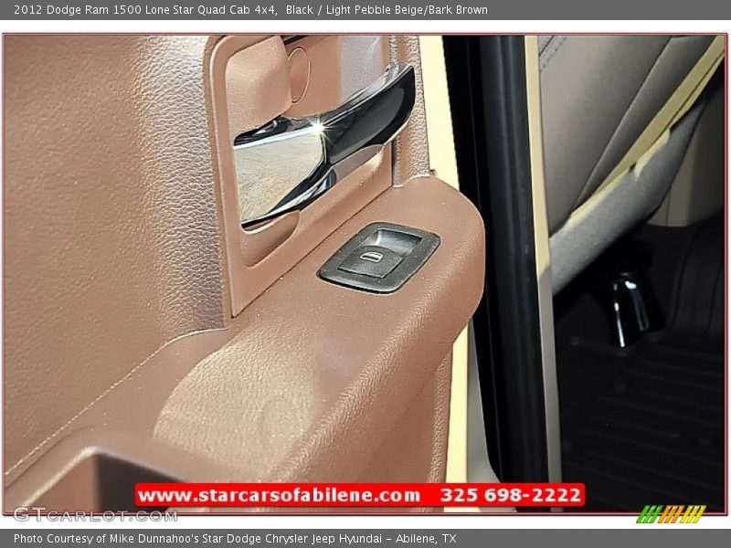Black / Light Pebble Beige/Bark Brown 2012 Dodge Ram 1500 Lone Star Quad Cab 4x4
