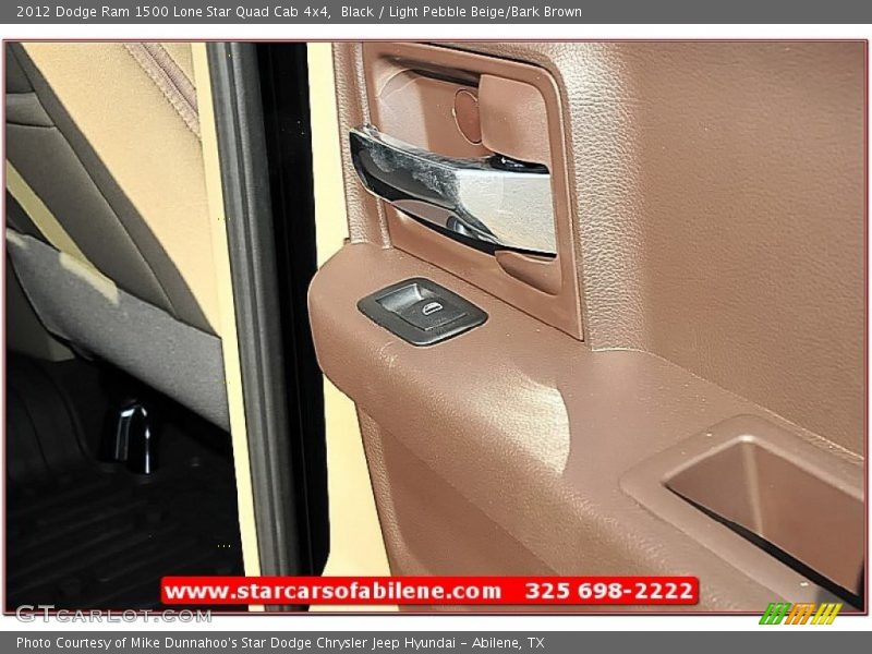 Black / Light Pebble Beige/Bark Brown 2012 Dodge Ram 1500 Lone Star Quad Cab 4x4