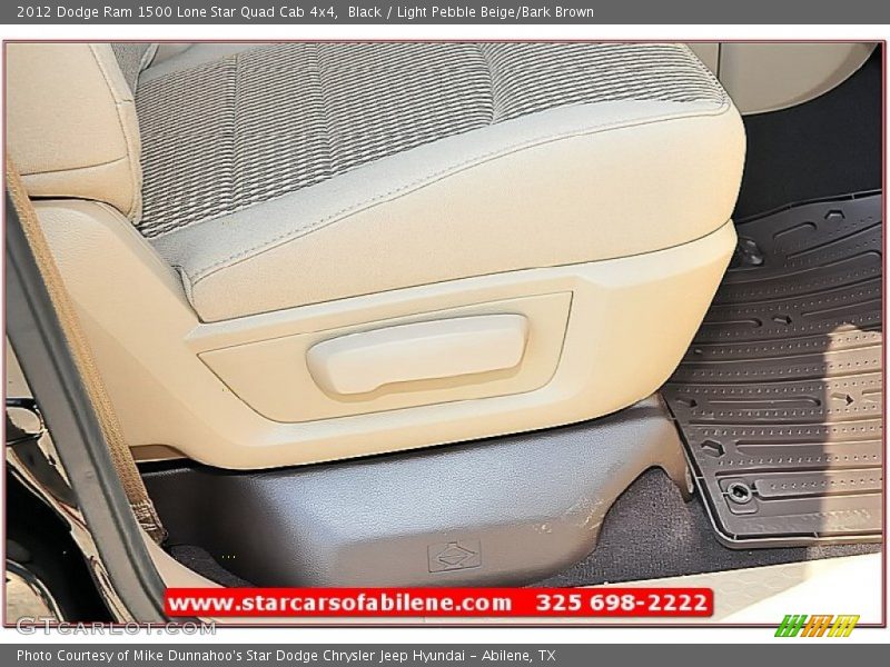 Black / Light Pebble Beige/Bark Brown 2012 Dodge Ram 1500 Lone Star Quad Cab 4x4