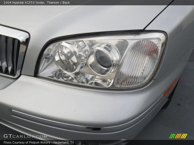 Titanium / Black 2004 Hyundai XG350 Sedan