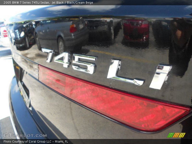 Jet Black / Black/Cream Beige 2005 BMW 7 Series 745Li Sedan