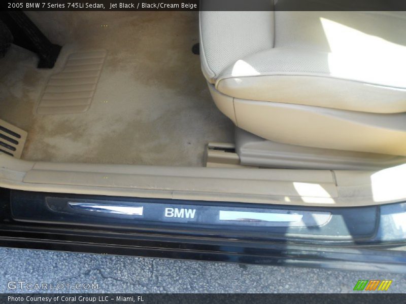 Jet Black / Black/Cream Beige 2005 BMW 7 Series 745Li Sedan