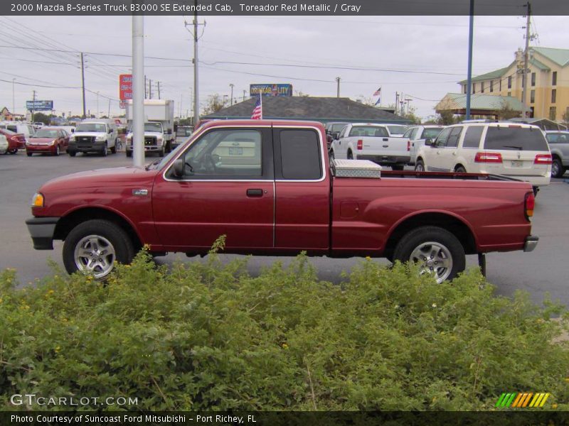 Toreador Red Metallic / Gray 2000 Mazda B-Series Truck B3000 SE Extended Cab
