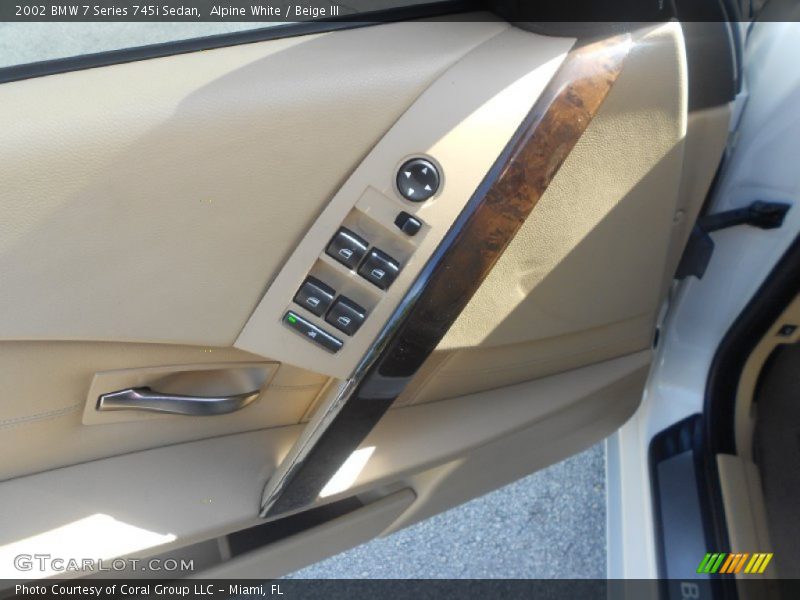 Alpine White / Beige III 2002 BMW 7 Series 745i Sedan