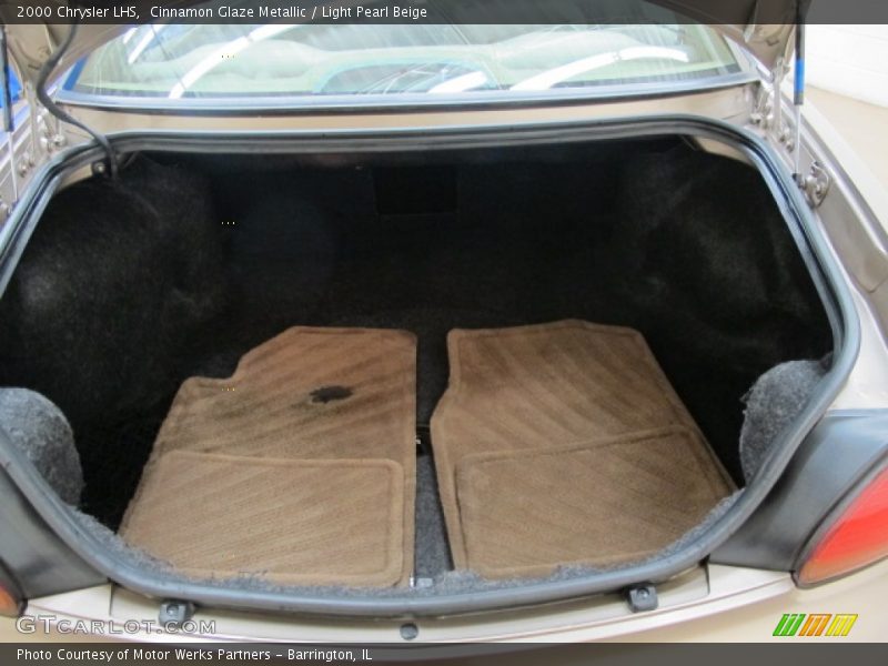  2000 LHS  Trunk