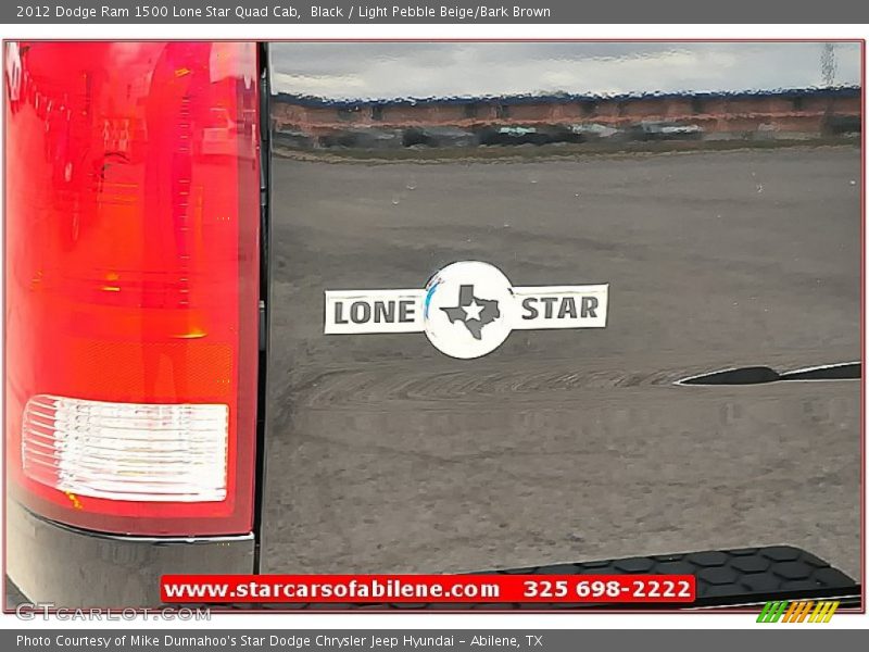Black / Light Pebble Beige/Bark Brown 2012 Dodge Ram 1500 Lone Star Quad Cab