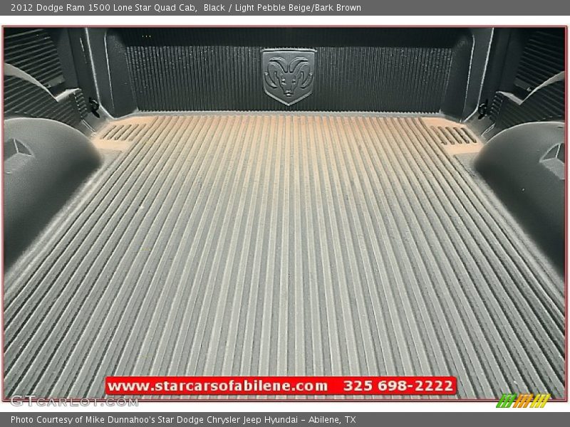 Black / Light Pebble Beige/Bark Brown 2012 Dodge Ram 1500 Lone Star Quad Cab