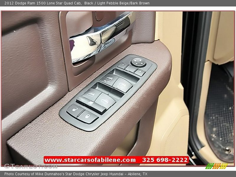 Black / Light Pebble Beige/Bark Brown 2012 Dodge Ram 1500 Lone Star Quad Cab