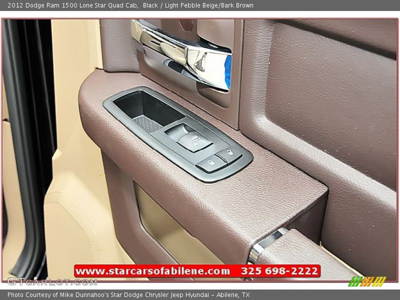 Black / Light Pebble Beige/Bark Brown 2012 Dodge Ram 1500 Lone Star Quad Cab