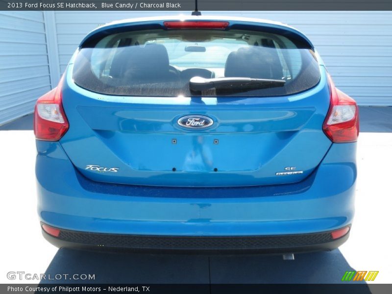 Blue Candy / Charcoal Black 2013 Ford Focus SE Hatchback