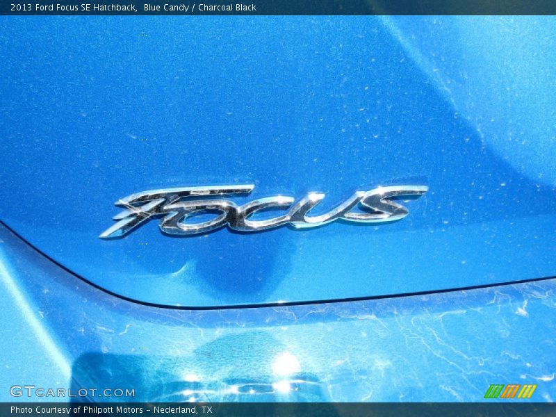 Blue Candy / Charcoal Black 2013 Ford Focus SE Hatchback