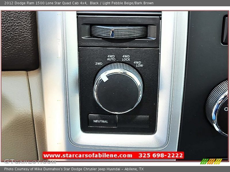Black / Light Pebble Beige/Bark Brown 2012 Dodge Ram 1500 Lone Star Quad Cab 4x4