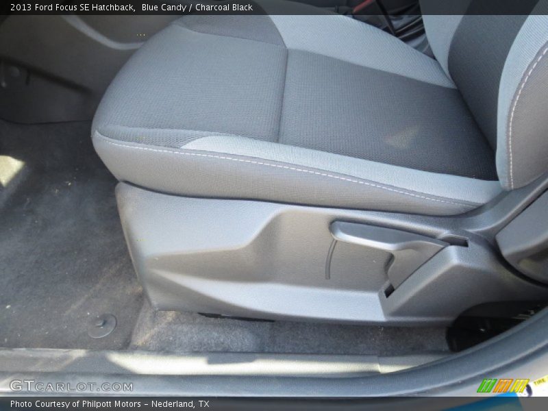Blue Candy / Charcoal Black 2013 Ford Focus SE Hatchback