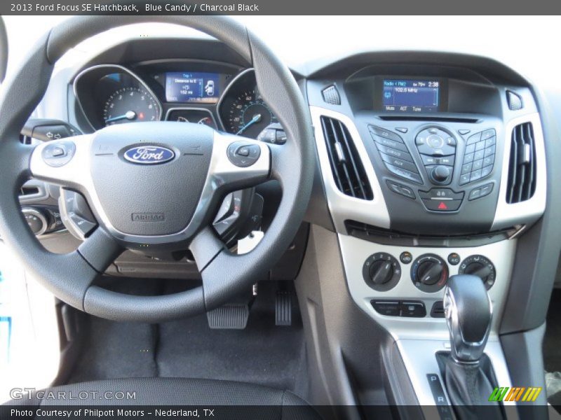 Blue Candy / Charcoal Black 2013 Ford Focus SE Hatchback