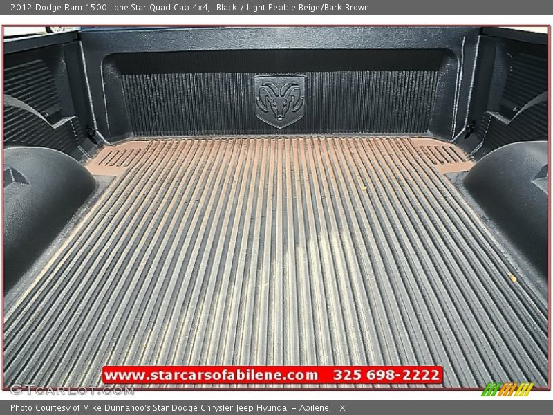 Black / Light Pebble Beige/Bark Brown 2012 Dodge Ram 1500 Lone Star Quad Cab 4x4
