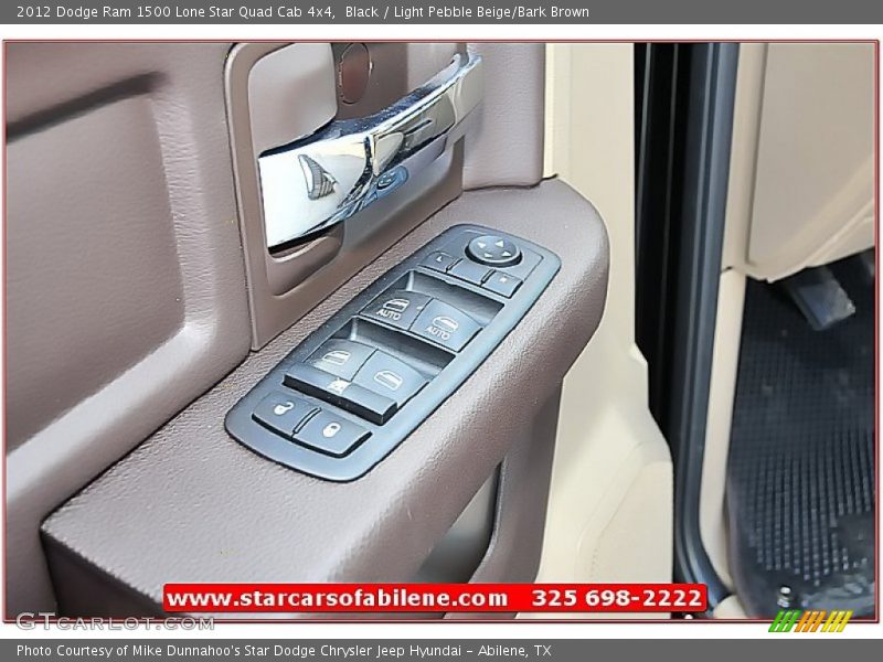 Black / Light Pebble Beige/Bark Brown 2012 Dodge Ram 1500 Lone Star Quad Cab 4x4