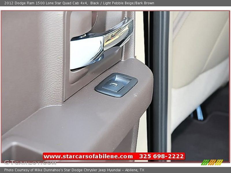 Black / Light Pebble Beige/Bark Brown 2012 Dodge Ram 1500 Lone Star Quad Cab 4x4