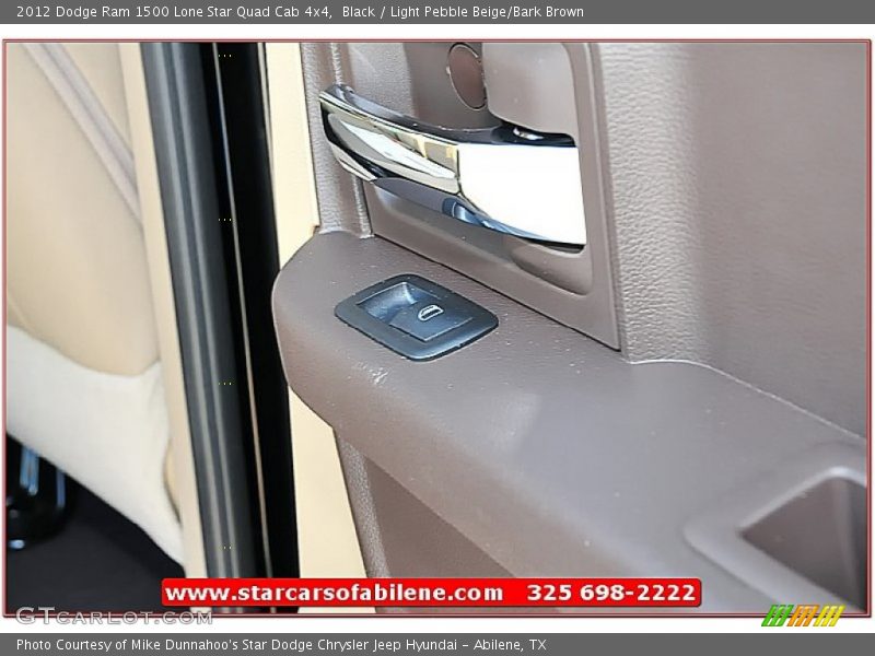 Black / Light Pebble Beige/Bark Brown 2012 Dodge Ram 1500 Lone Star Quad Cab 4x4