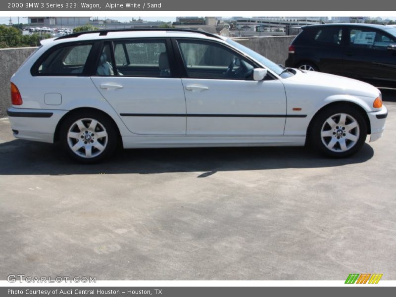 Alpine White / Sand 2000 BMW 3 Series 323i Wagon