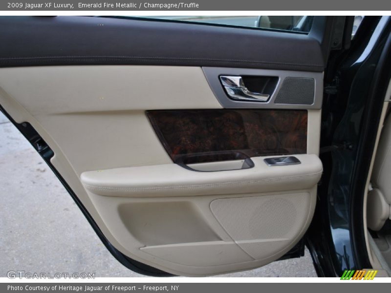 Emerald Fire Metallic / Champagne/Truffle 2009 Jaguar XF Luxury