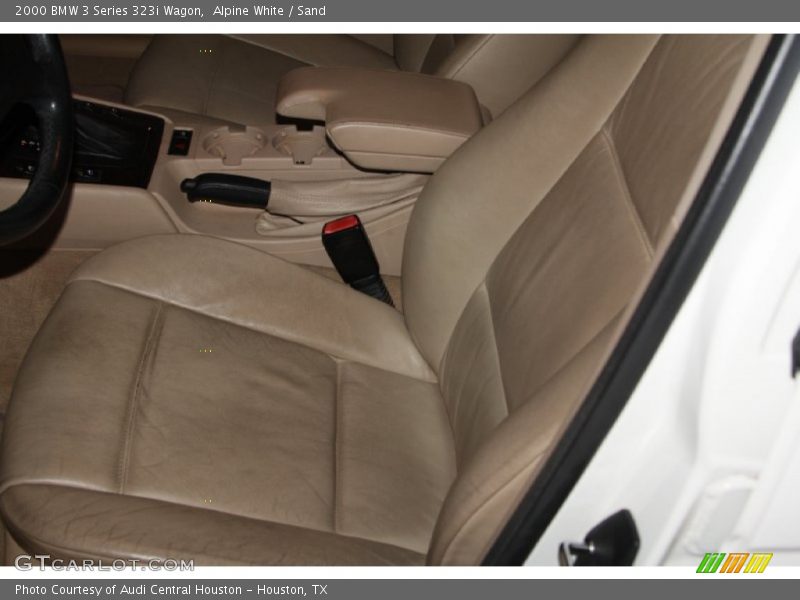 Alpine White / Sand 2000 BMW 3 Series 323i Wagon