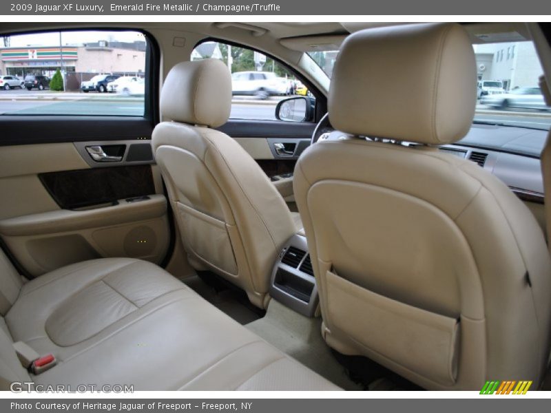 Emerald Fire Metallic / Champagne/Truffle 2009 Jaguar XF Luxury