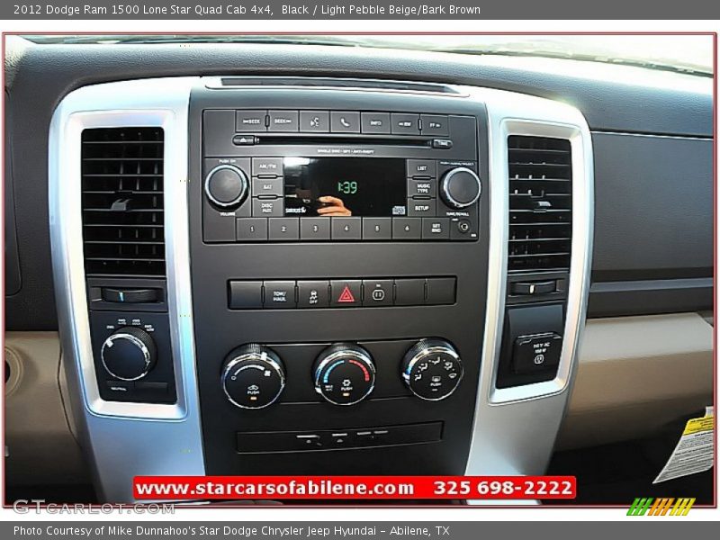 Black / Light Pebble Beige/Bark Brown 2012 Dodge Ram 1500 Lone Star Quad Cab 4x4
