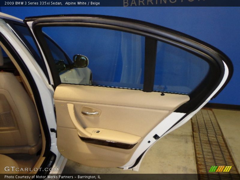 Alpine White / Beige 2009 BMW 3 Series 335xi Sedan