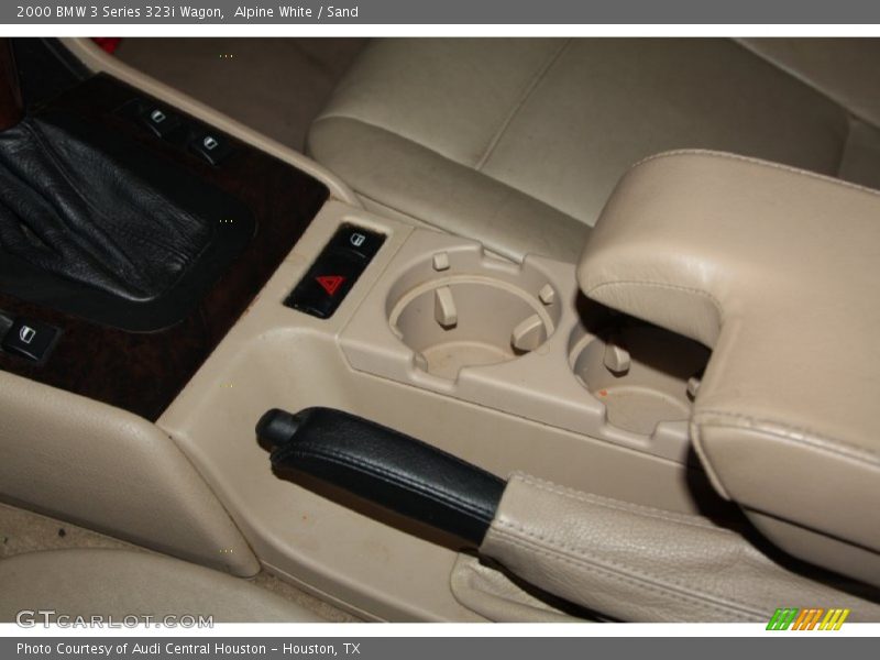 Alpine White / Sand 2000 BMW 3 Series 323i Wagon