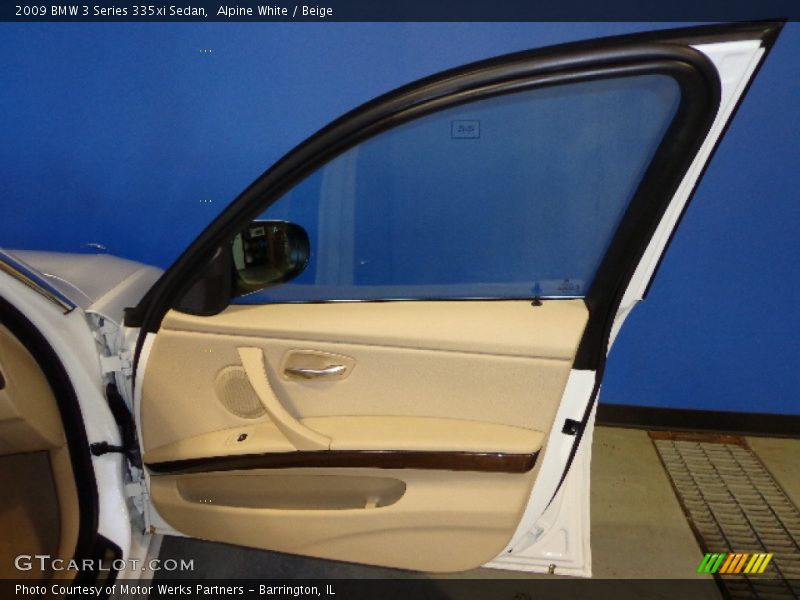 Alpine White / Beige 2009 BMW 3 Series 335xi Sedan